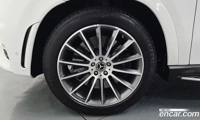 Mercedes-Benz GLE-Class 2023 2.9 автомат (гидро), миниатюра 5