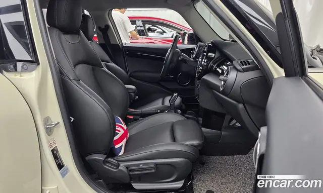 Mini Cooper 2020 1.5 автомат (гидро), миниатюра 11