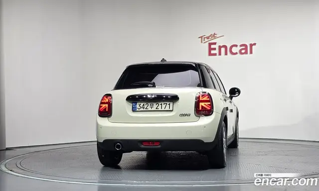 Mini Cooper 2020 1.5 автомат (гидро), миниатюра 4