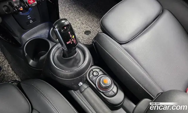 Mini Cooper 2020 1.5 автомат (гидро), миниатюра 9