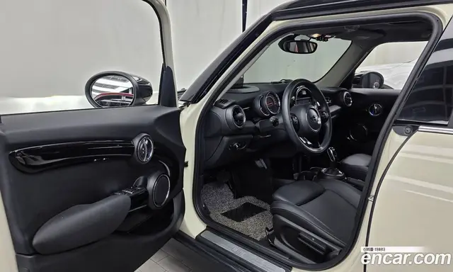 Mini Cooper 2020 1.5 автомат (гидро), миниатюра 10