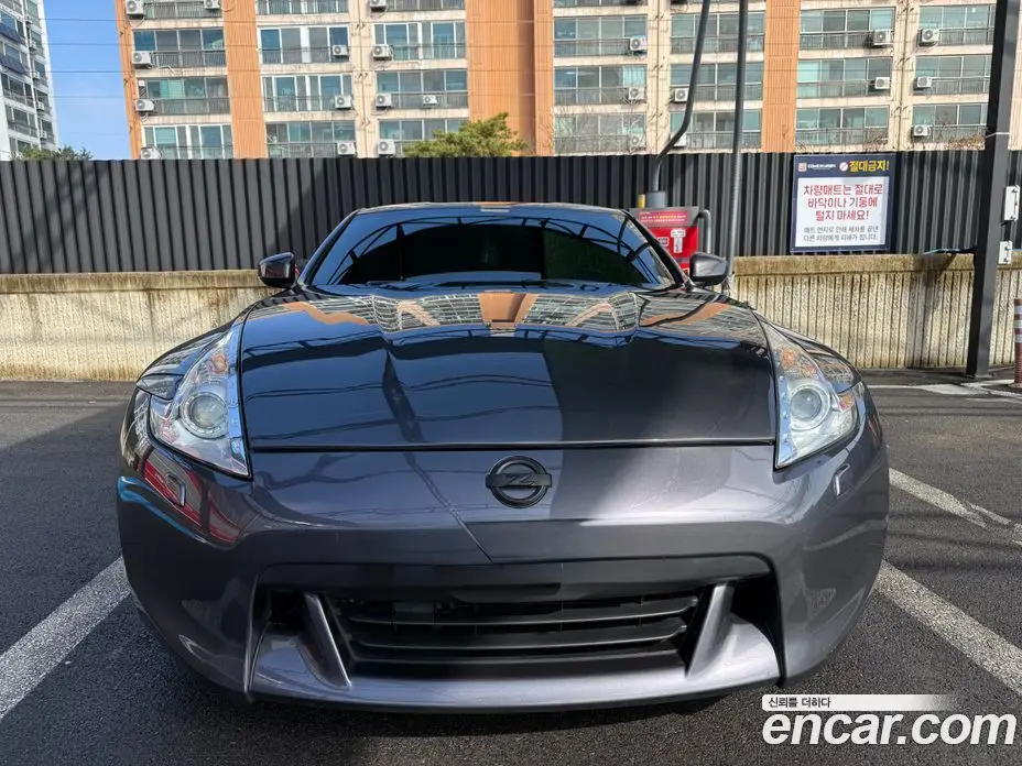 Nissan 370Z 2010 3.7 автомат (гидро), фото 3