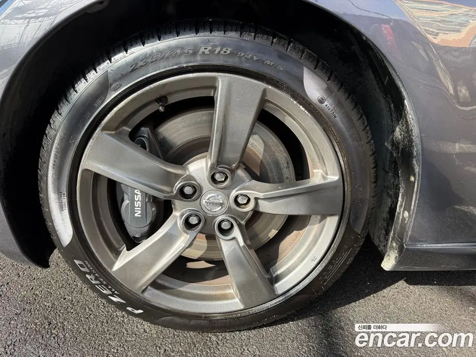 Nissan 370Z 2010 3.7 автомат (гидро), фото 5