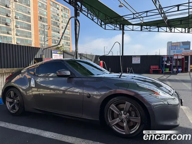 Nissan 370Z 2010 3.7 автомат (гидро), миниатюра 8