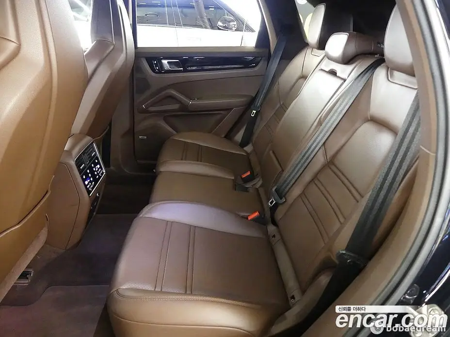 Porsche Cayenne 2021 3.0 автомат (гидро), фото 18 Porsche Cayenne 2021 3.0 автомат (гидро), фото 18