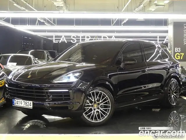Porsche Cayenne 2021 3.0 автомат (гидро), миниатюра 3 Porsche Cayenne 2021 3.0 автомат (гидро), миниатюра 3