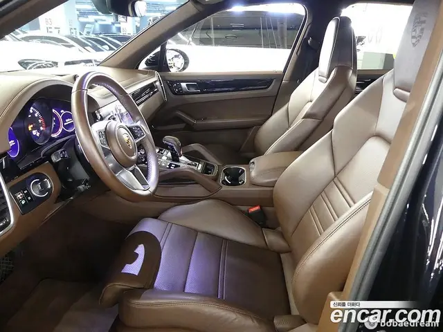 Porsche Cayenne 2021 3.0 автомат (гидро), миниатюра 10 Porsche Cayenne 2021 3.0 автомат (гидро), миниатюра 10