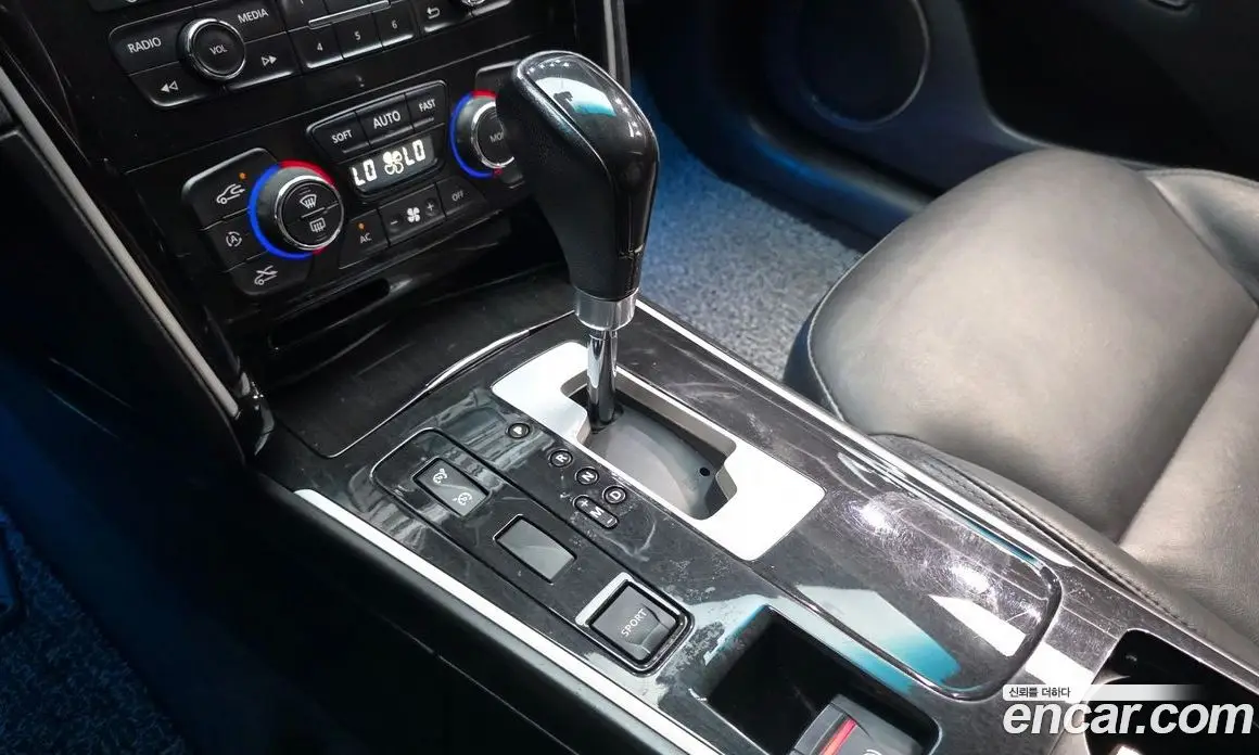 Renault (Samsung) SM7 2014 3.5 автомат (гидро), фото 9 Renault (Samsung) SM7 2014 3.5 автомат (гидро), фото 9