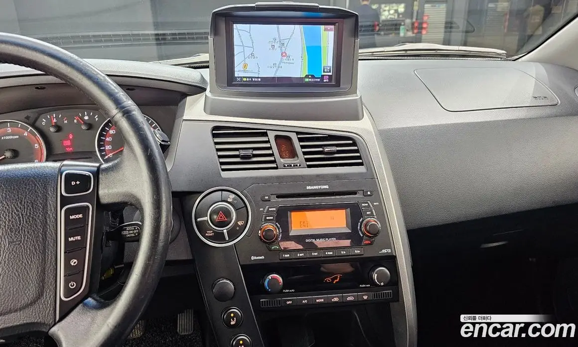 SsangYong Korando 2013 2.0 автомат (гидро), фото 13 SsangYong Korando 2013 2.0 автомат (гидро), фото 13
