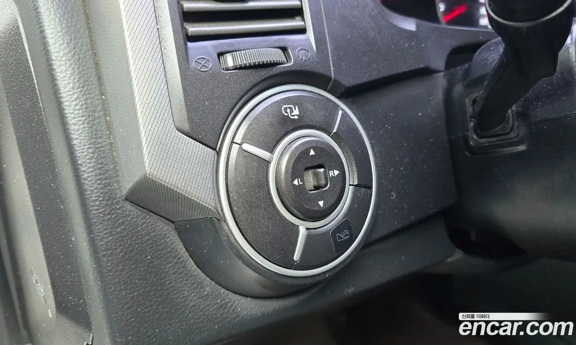 SsangYong Korando 2013 2.0 автомат (гидро), фото 20