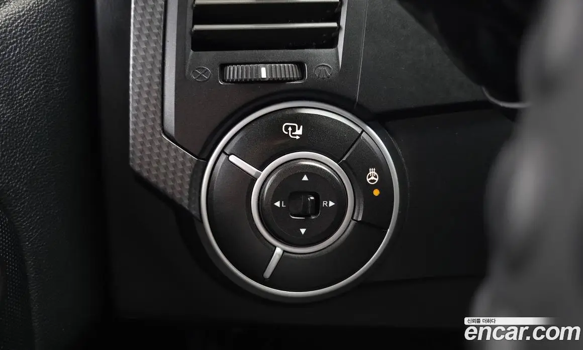 SsangYong Korando 2014 2.0 автомат (гидро), фото 18 SsangYong Korando 2014 2.0 автомат (гидро), фото 18