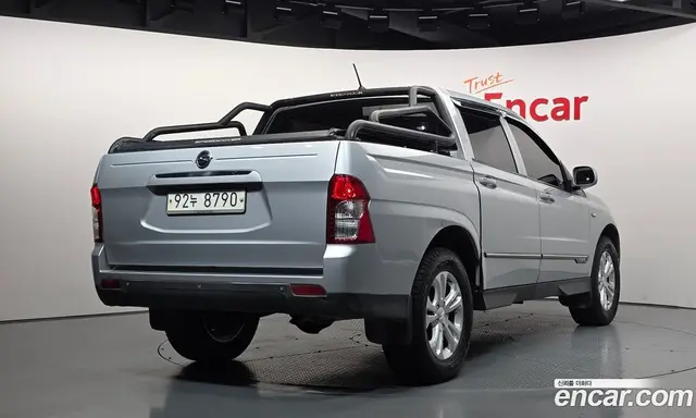 SsangYong Korando 2016 2.0 автомат (гидро), миниатюра 2
