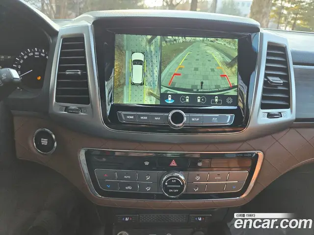 SsangYong Rexton 2017 2.2 автомат (гидро), миниатюра 2 SsangYong Rexton 2017 2.2 автомат (гидро), миниатюра 2