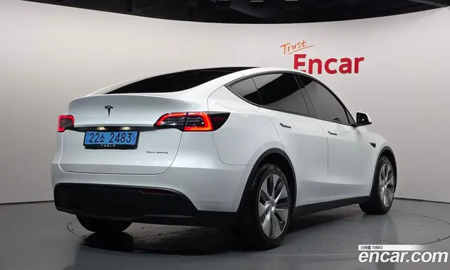 Tesla Model Y 2022 0.2 автомат (гидро), миниатюра 2 Tesla Model Y 2022 0.2 автомат (гидро), миниатюра 2
