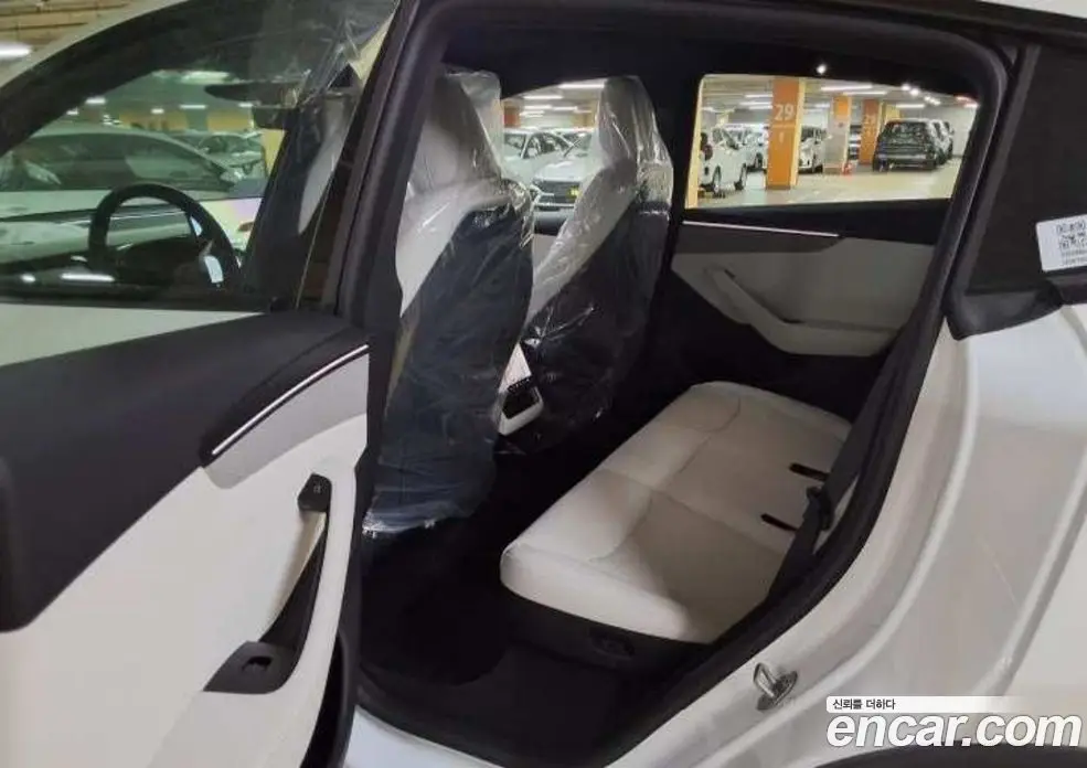 Tesla Model Y 2026 0.1 автомат (гидро), фото 11 Tesla Model Y 2026 0.1 автомат (гидро), фото 11