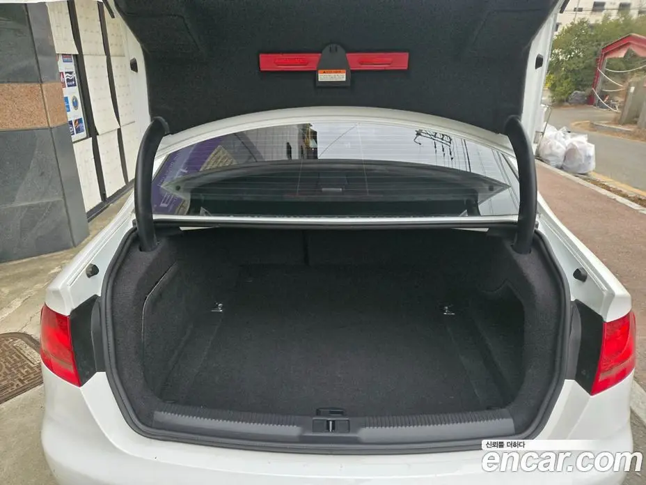 Audi A4 2011 2.0 автомат (гидро), фото 15 Audi A4 2011 2.0 автомат (гидро), фото 15