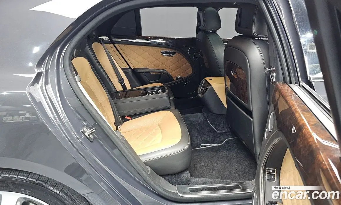 Bentley Mulsanne 2015 6.8 автомат (гидро), фото 11