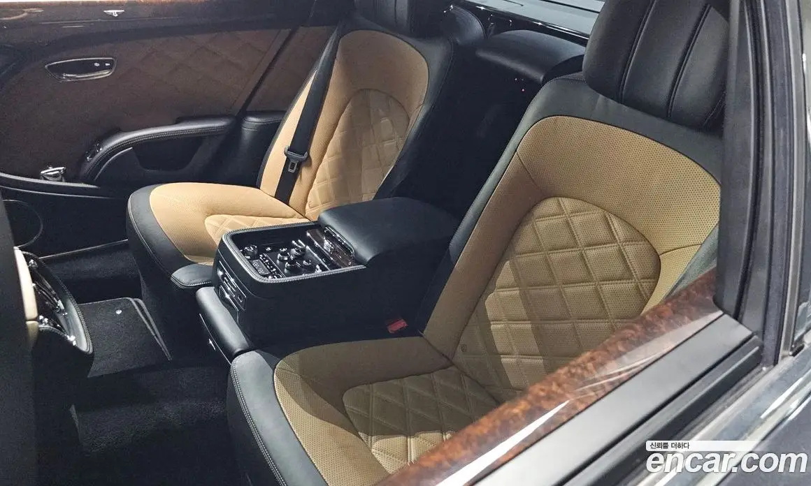 Bentley Mulsanne 2015 6.8 автомат (гидро), фото 18