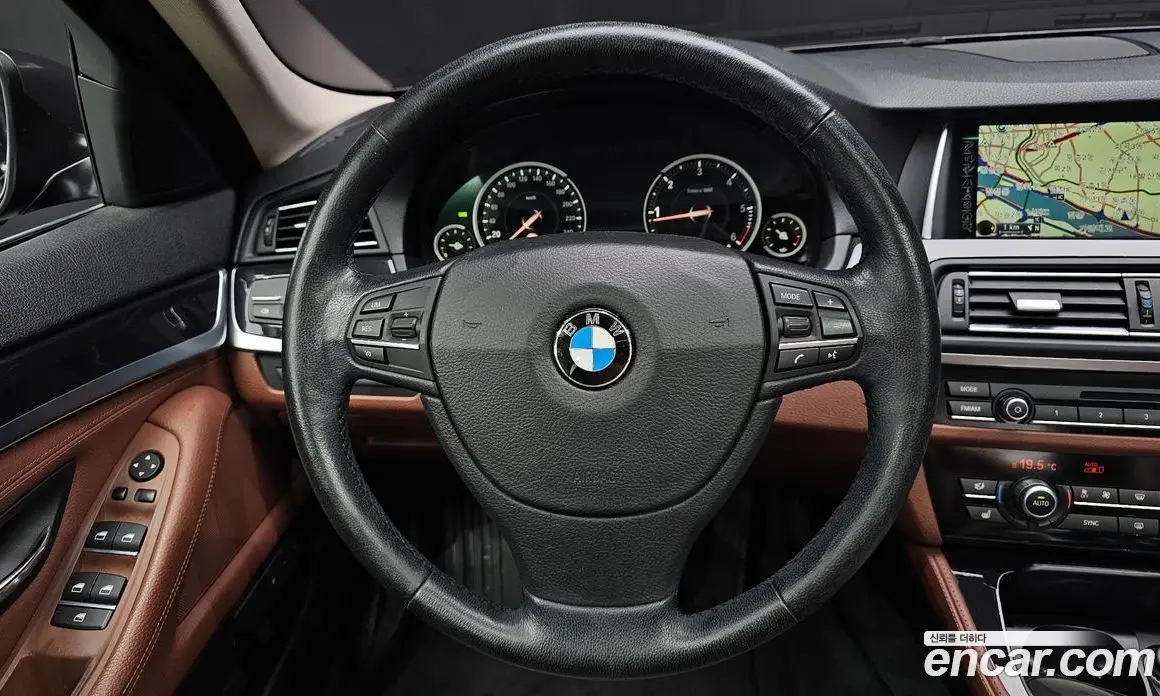 BMW 5 серия 2014 2.0 автомат (гидро), фото 13 BMW 5 серия 2014 2.0 автомат (гидро), фото 13