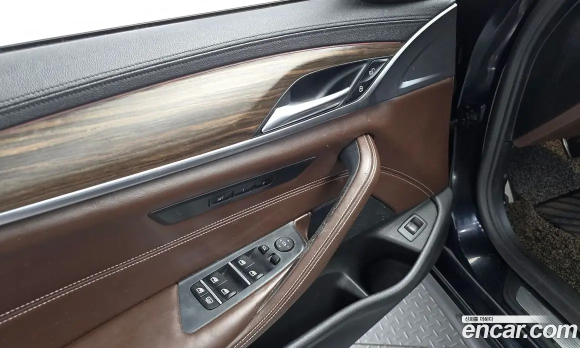 BMW 5 серия 2018 2.0 автомат (гидро), фото 18