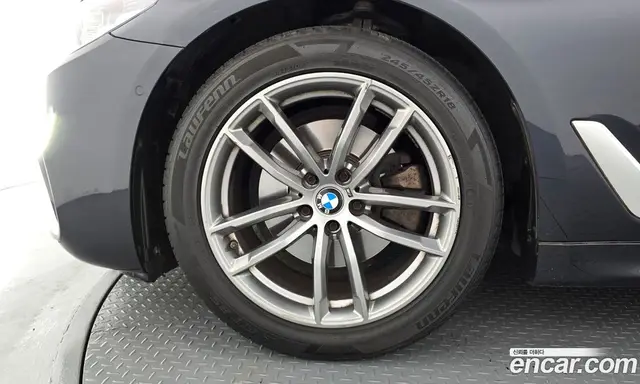 BMW 5 серия 2018 2.0 автомат (гидро), миниатюра 5