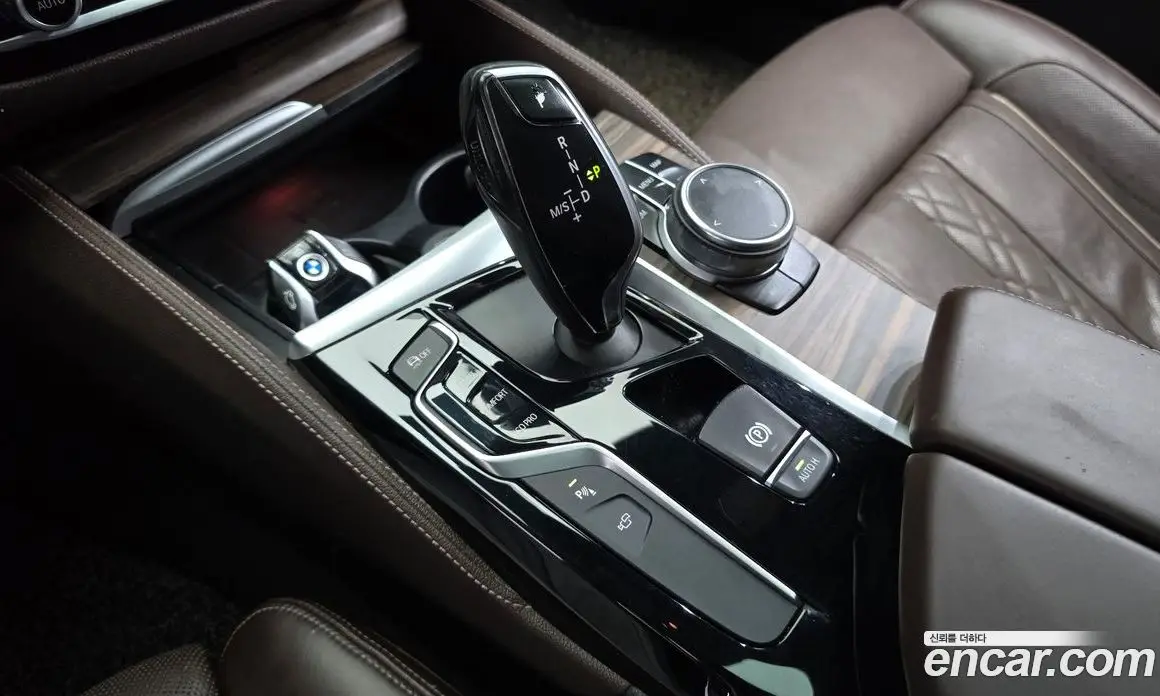 BMW 5 серия 2018 2.0 автомат (гидро), фото 9