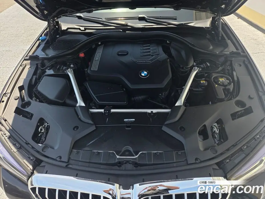 BMW 5 серия 2022 2.0 автомат (гидро), фото 17