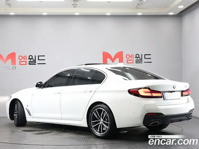 BMW 5 серия 2023 2.0 автомат (гидро), миниатюра 3 BMW 5 серия 2023 2.0 автомат (гидро), миниатюра 3