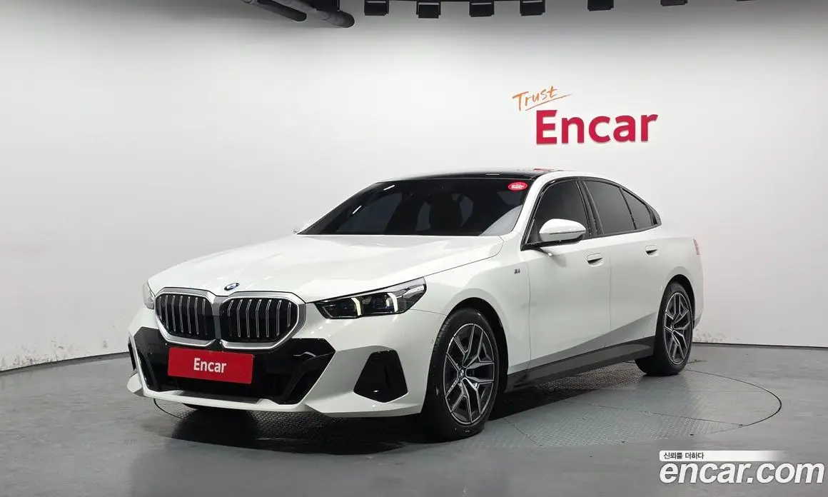 BMW 5 серия 2025 2.0 автомат (гидро), фото 1 BMW 5 серия 2025 2.0 автомат (гидро), фото 1