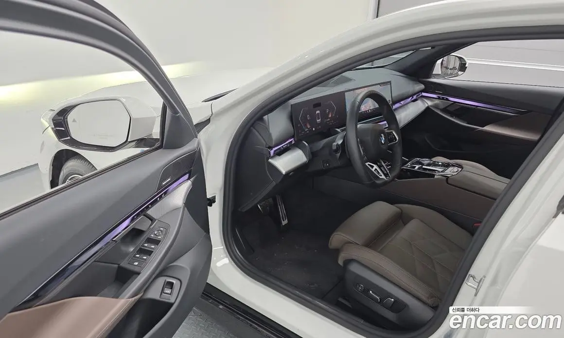 BMW 5 серия 2025 2.0 автомат (гидро), фото 11 BMW 5 серия 2025 2.0 автомат (гидро), фото 11