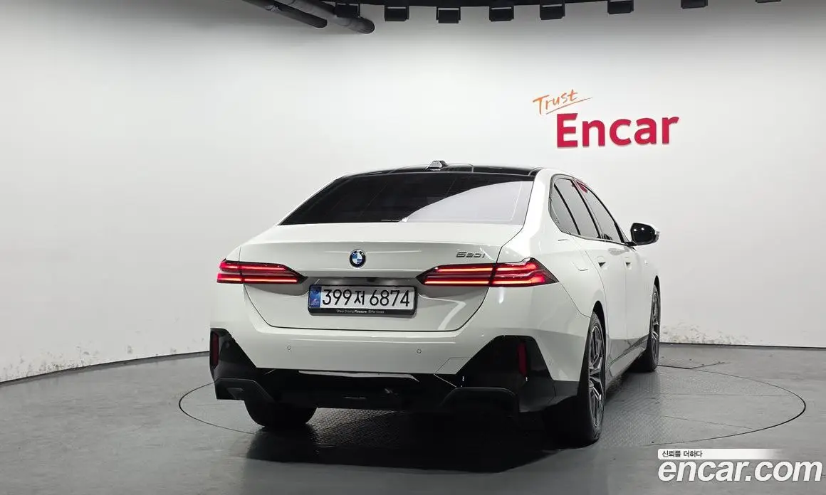 BMW 5 серия 2025 2.0 автомат (гидро), фото 4 BMW 5 серия 2025 2.0 автомат (гидро), фото 4