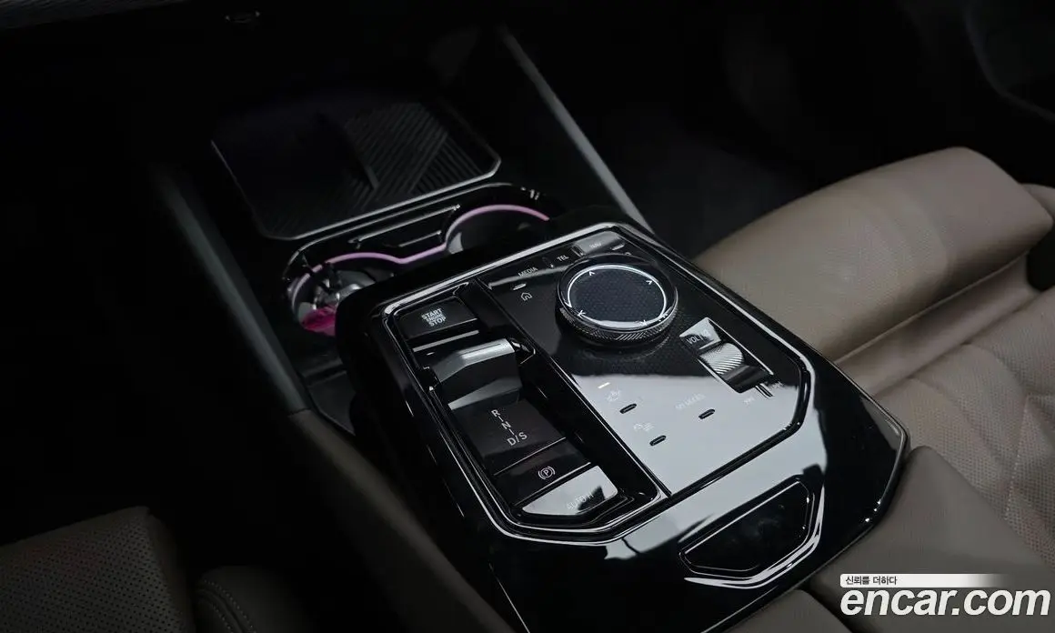 BMW 5 серия 2025 2.0 автомат (гидро), фото 9 BMW 5 серия 2025 2.0 автомат (гидро), фото 9