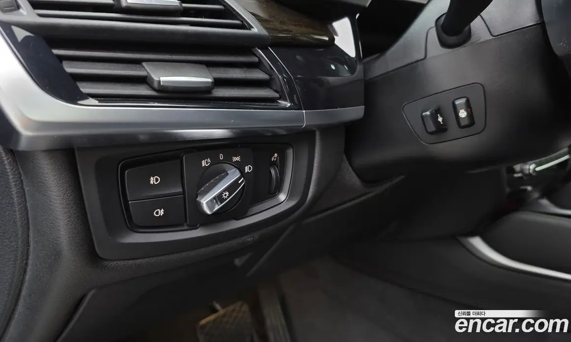 BMW X6 2017 3.0 автомат (гидро), фото 17 BMW X6 2017 3.0 автомат (гидро), фото 17