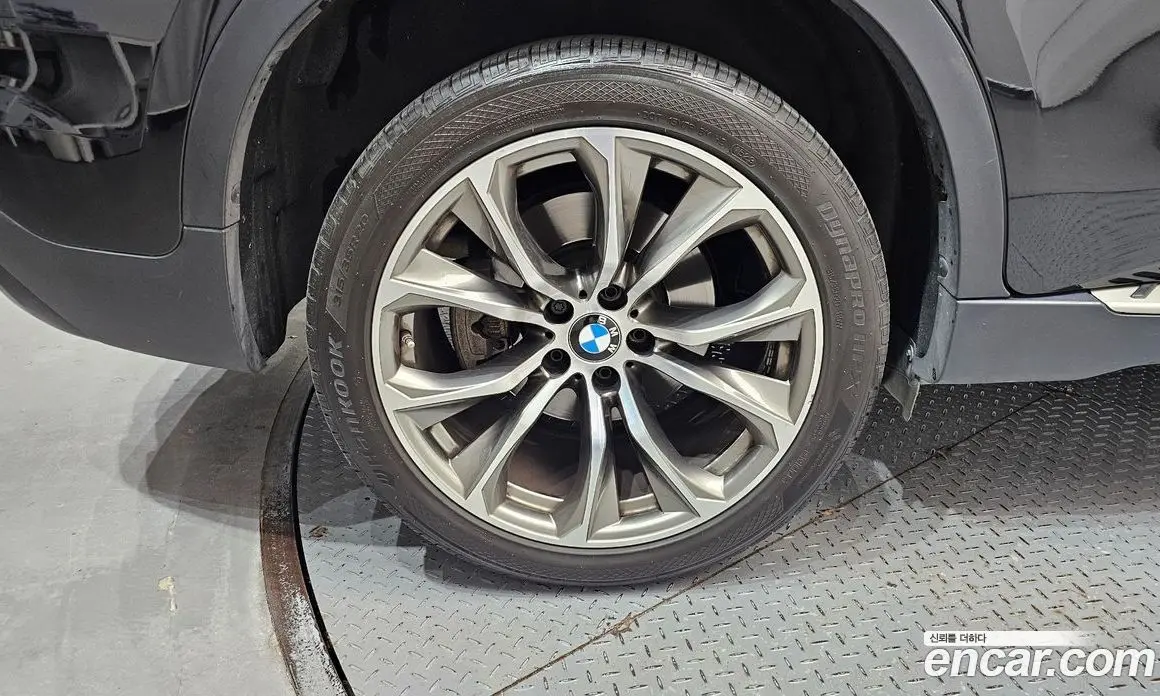 BMW X6 2017 3.0 автомат (гидро), фото 5 BMW X6 2017 3.0 автомат (гидро), фото 5
