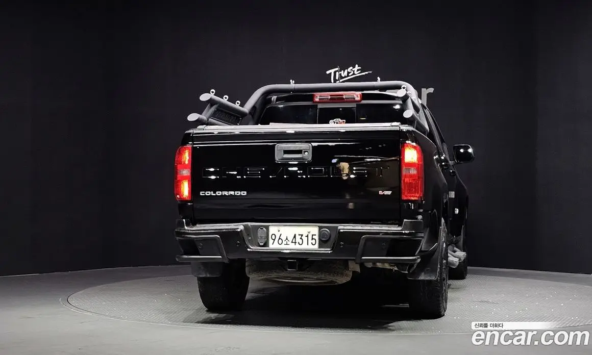 Chevrolet Colorado 2022 3.6 автомат (гидро), фото 4