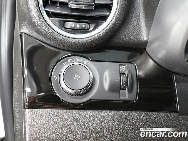 Chevrolet Orlando 2016 2.0 автомат (гидро), миниатюра 12