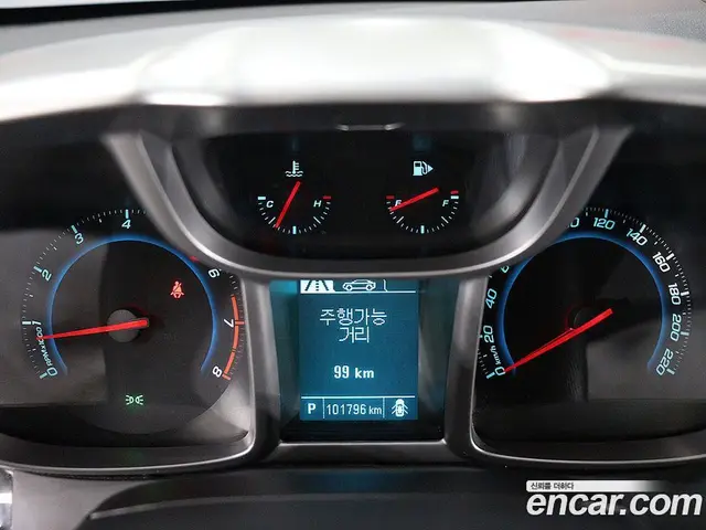 Chevrolet Orlando 2016 2.0 автомат (гидро), миниатюра 7