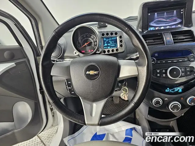 Chevrolet Spark 2011 1.0 механика, миниатюра 12