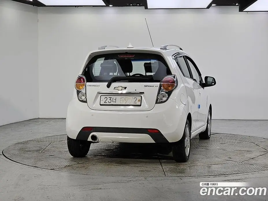 Chevrolet Spark 2011 1.0 механика, фото 3