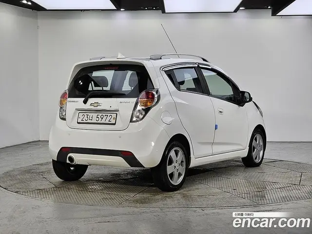 Chevrolet Spark 2011 1.0 механика, миниатюра 4
