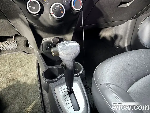 Chevrolet Spark 2013 1.0 автомат (гидро), миниатюра 9