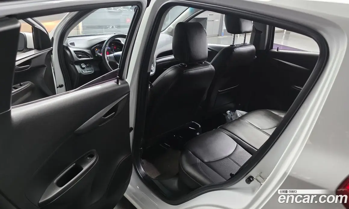 Chevrolet Spark 2016 1.0 автомат (гидро), фото 11 Chevrolet Spark 2016 1.0 автомат (гидро), фото 11