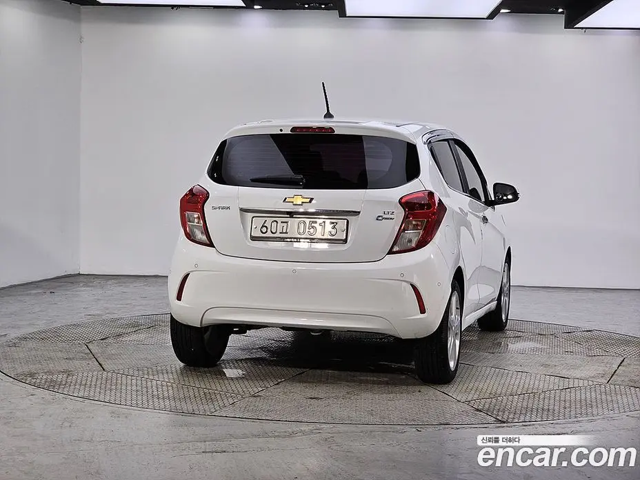 Chevrolet Spark 2016 1.0 автомат (гидро), фото 3 Chevrolet Spark 2016 1.0 автомат (гидро), фото 3