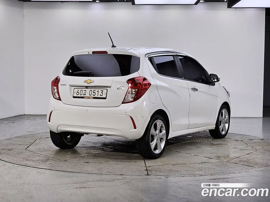 Chevrolet Spark 2016 1.0 автомат (гидро), фото 4 Chevrolet Spark 2016 1.0 автомат (гидро), фото 4
