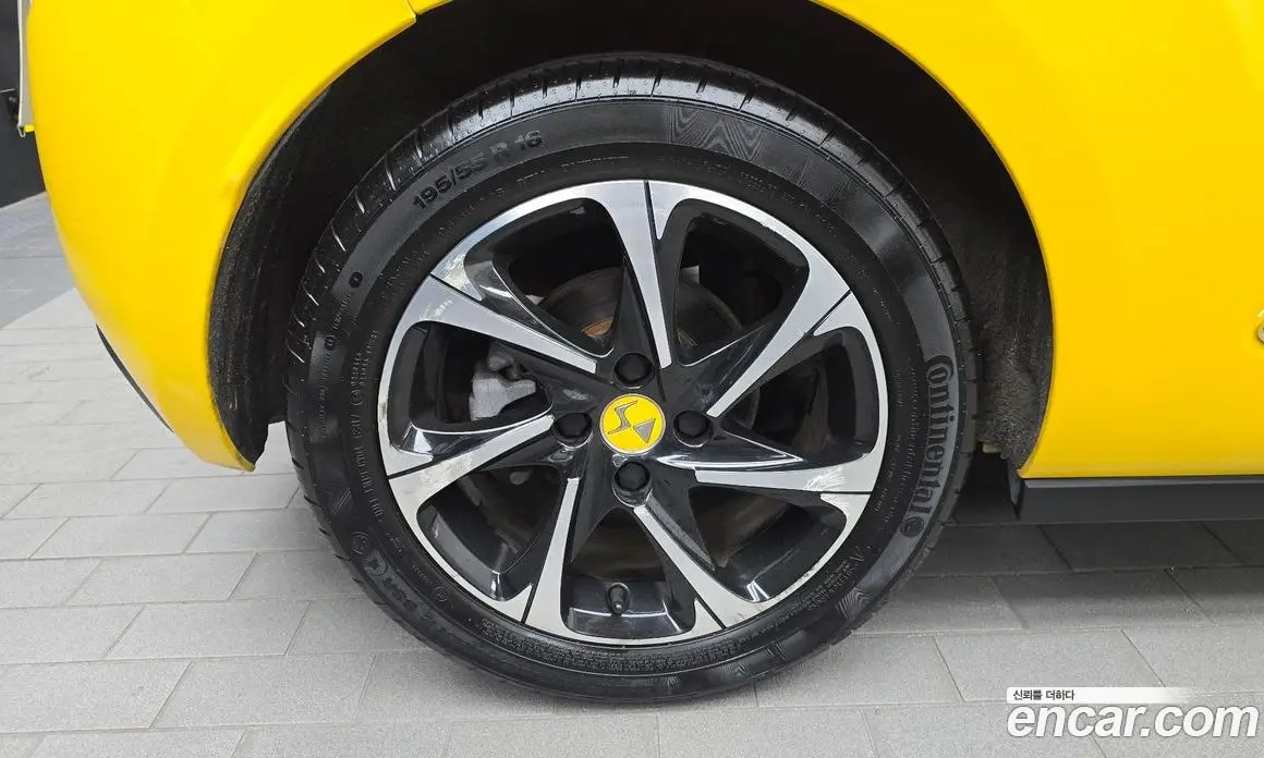 Citroen DS3 2016 1.6 автомат (гидро), фото 5 Citroen DS3 2016 1.6 автомат (гидро), фото 5