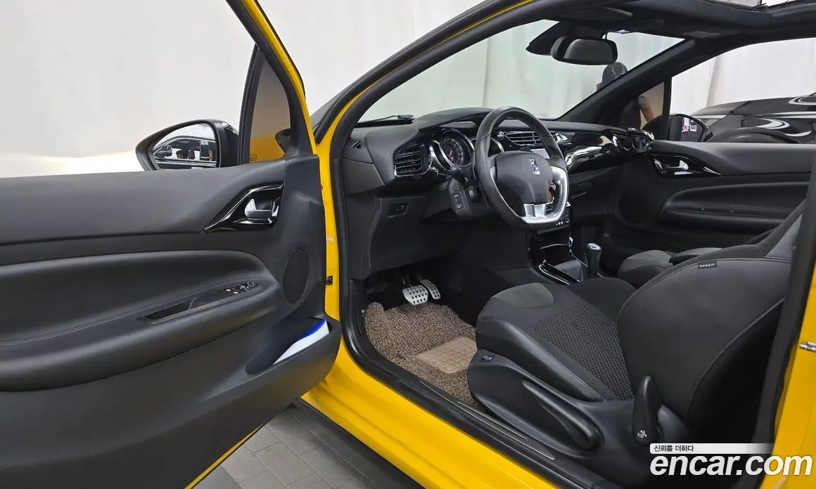Citroen DS3 2016 1.6 автомат (гидро), фото 10 Citroen DS3 2016 1.6 автомат (гидро), фото 10