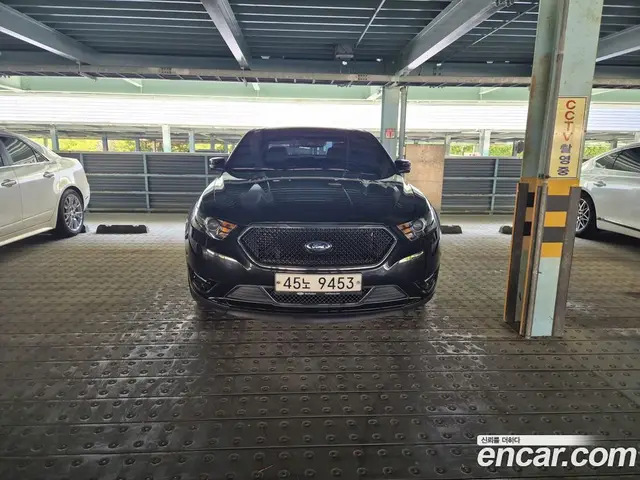 Ford Taurus 2015 3.5 автомат (гидро), миниатюра 3 Ford Taurus 2015 3.5 автомат (гидро), миниатюра 3