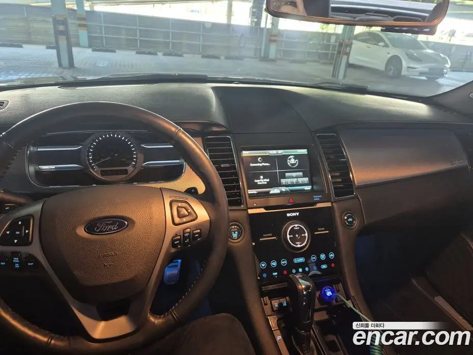 Ford Taurus 2015 3.5 автомат (гидро), фото 9 Ford Taurus 2015 3.5 автомат (гидро), фото 9