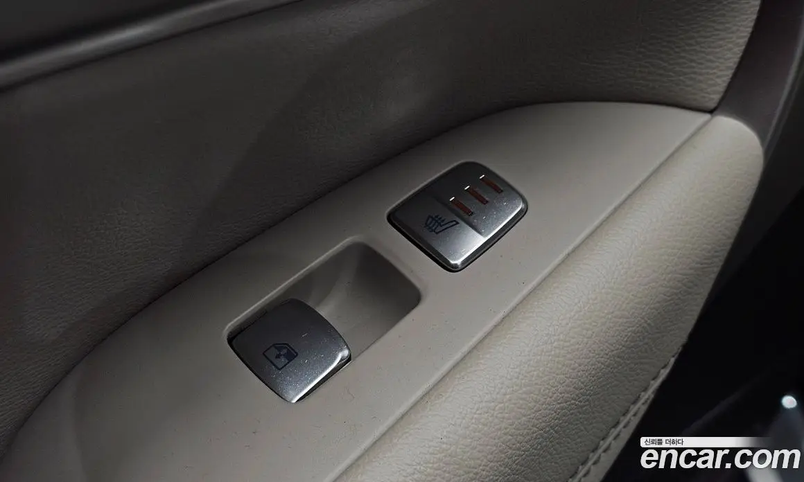 Genesis G70 2021 2.0 автомат (гидро), фото 16 Genesis G70 2021 2.0 автомат (гидро), фото 16