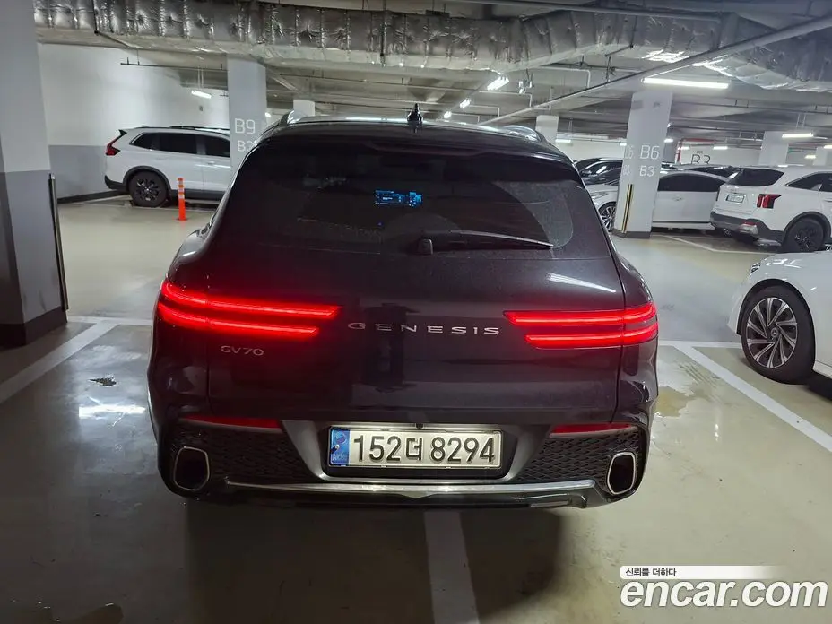 Genesis GV70 2022 2.5 автомат (гидро), фото 2 Genesis GV70 2022 2.5 автомат (гидро), фото 2